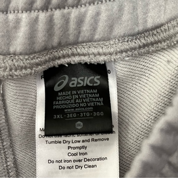 ASICS Light Grey Set - Picture 10 of 10